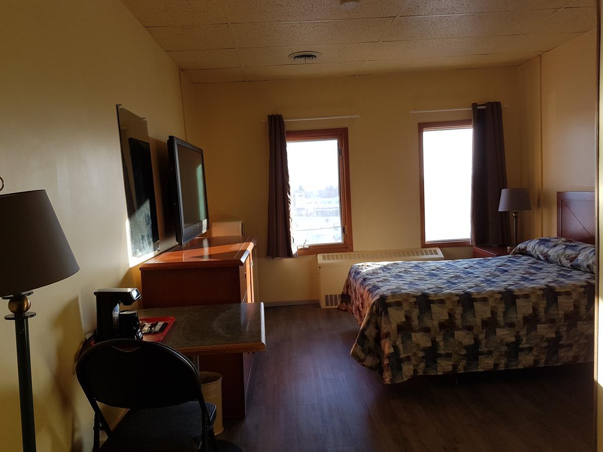 Beaver Hotel ノース・バトルフォード エクステリア 写真