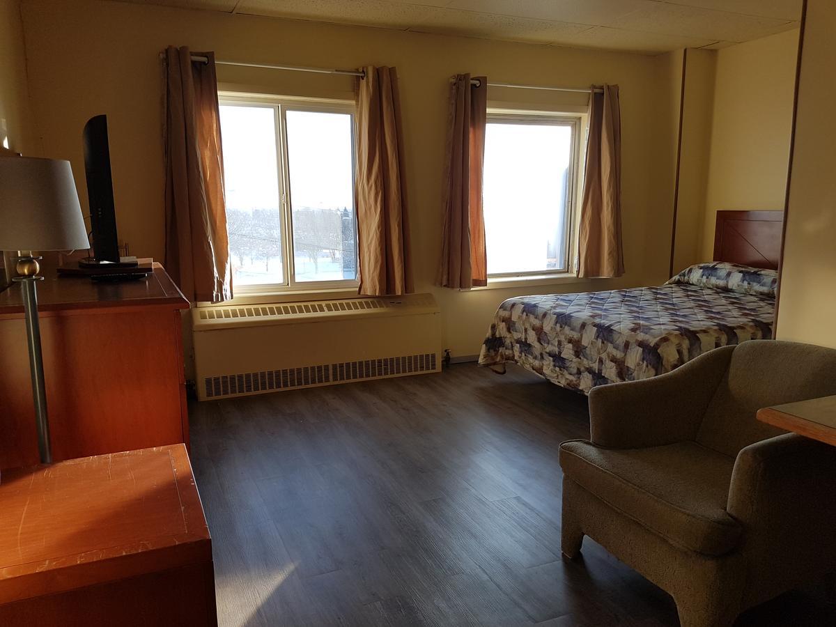 Beaver Hotel ノース・バトルフォード エクステリア 写真
